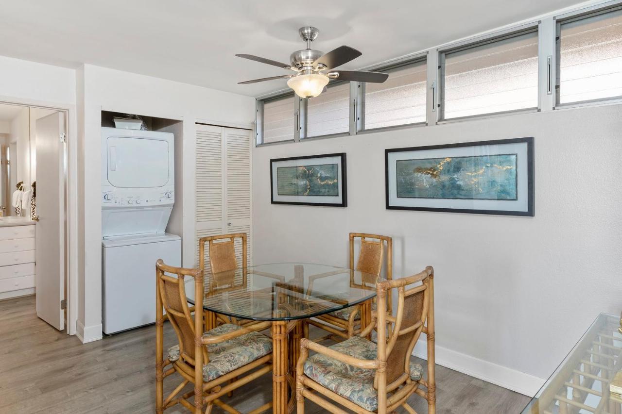 Kahana Incredible Beachfront 1Br - Sleeps 4 Awesome Location And In The Center Of Restaurants Many Beaches Golf And More 빌라 외부 사진