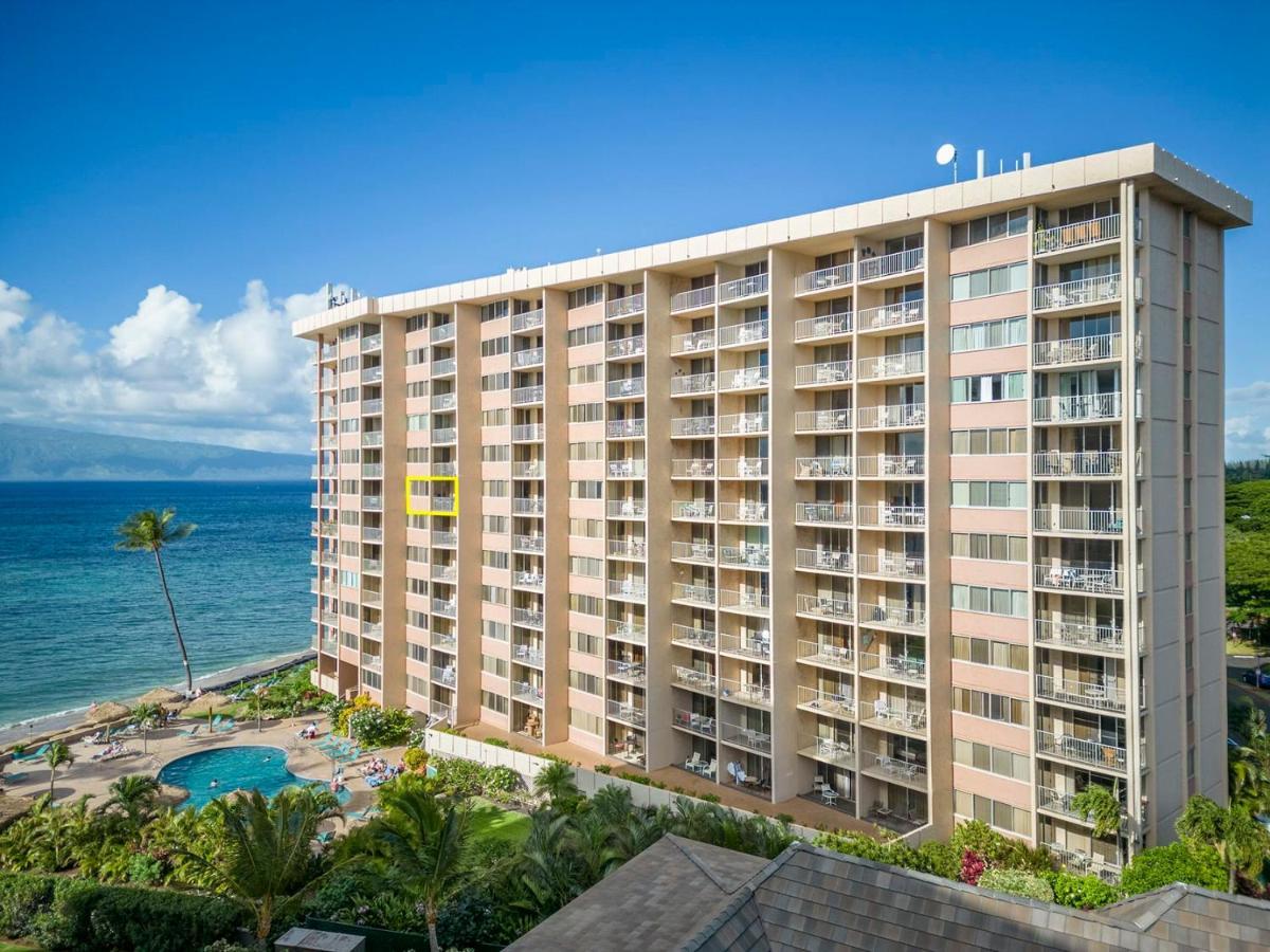 Kahana Incredible Beachfront 1Br - Sleeps 4 Awesome Location And In The Center Of Restaurants Many Beaches Golf And More 빌라 외부 사진